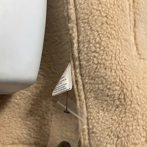 ASTR The Label (REVOLVE) Francine Vegan Leather Sherpa Lined Jacket XL NWOT - Picture 9 of 11